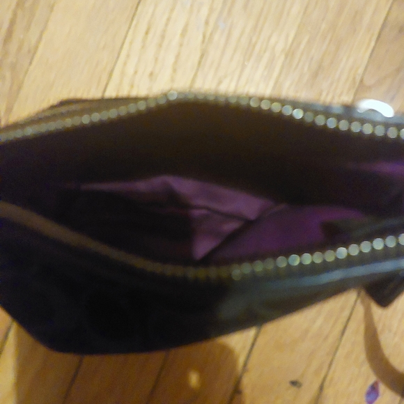 Coach clutch - Picture 3 of 3